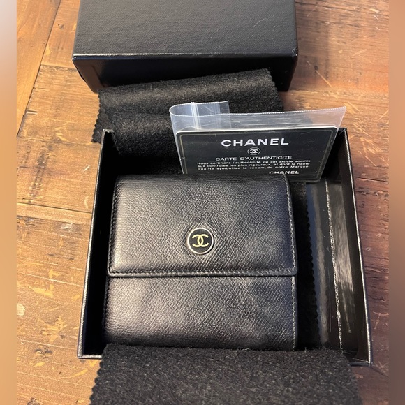 CHANEL Compact Trifold Wallet - Picture 6 of 13